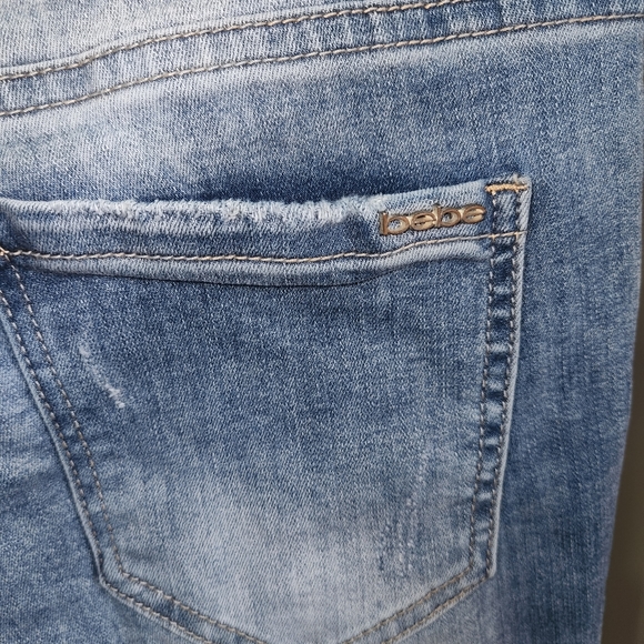 Size 8 BEBE Jeans - Picture 7 of 7